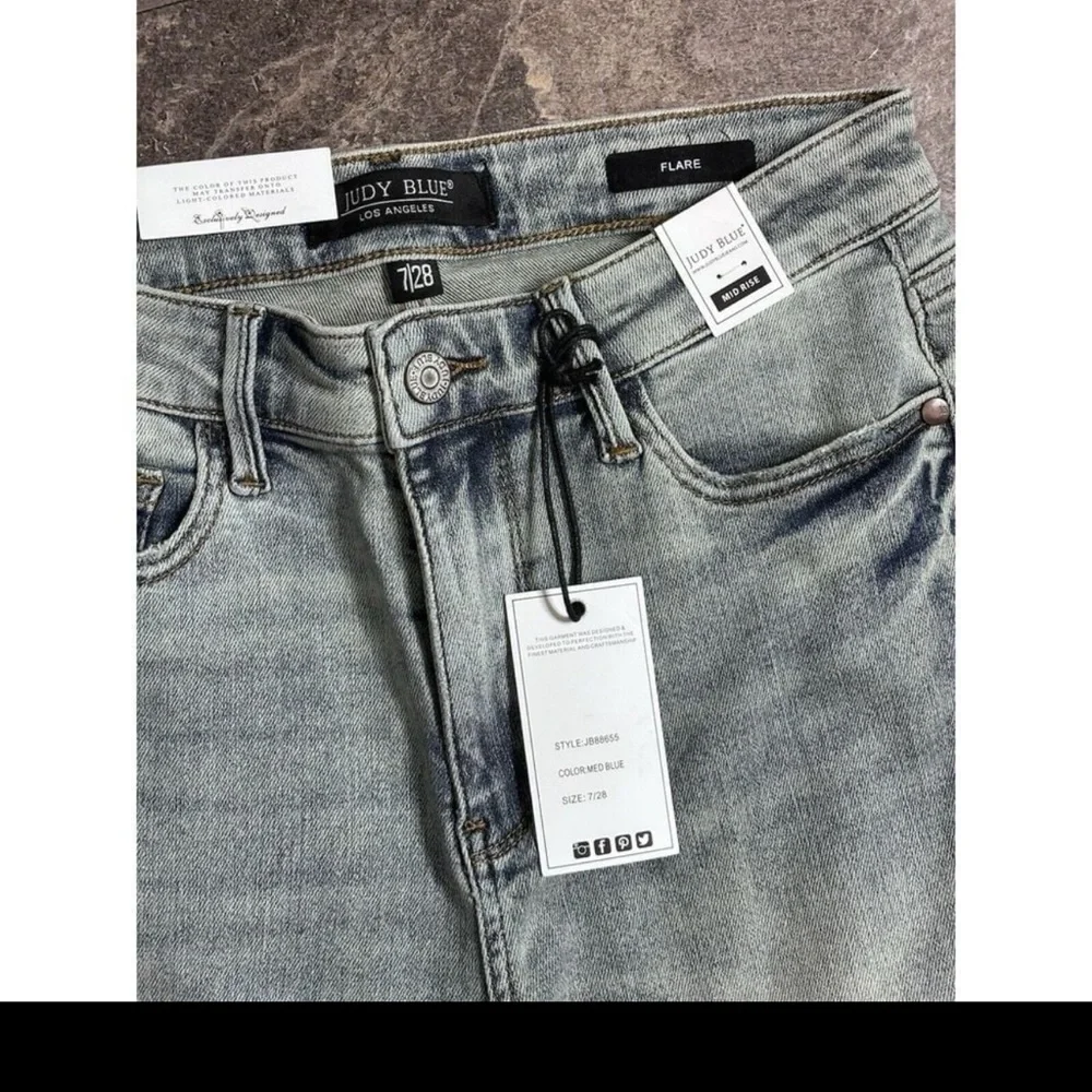 Judy Blue Flare Fit Jeans - Picture 15 of 16